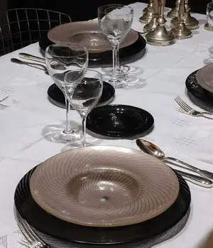Glass Charger - Image 4